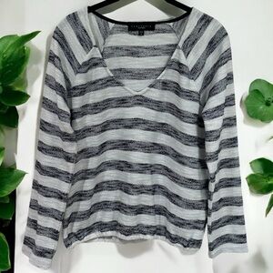 Sanctuary V-Neck Knit Black and White Stripe Lightweight Top Women's Size M